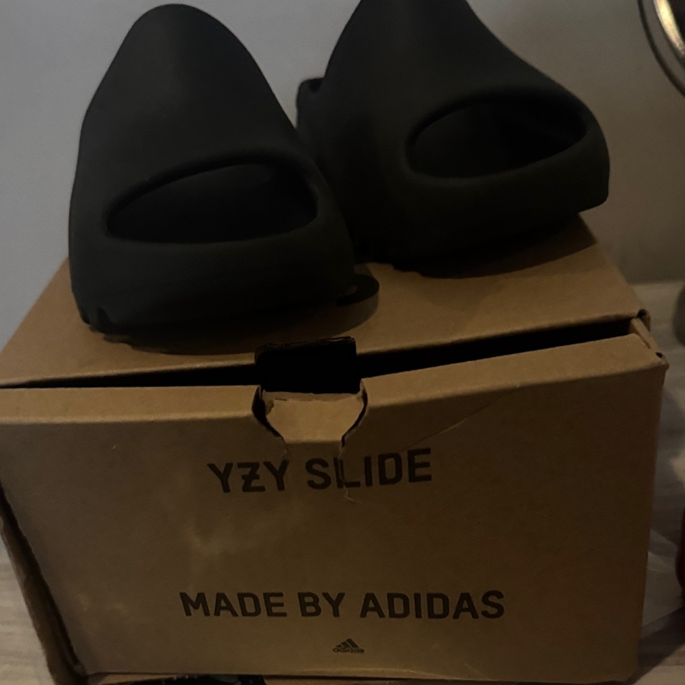 Adidas Kids Black YZY Slide Slippers